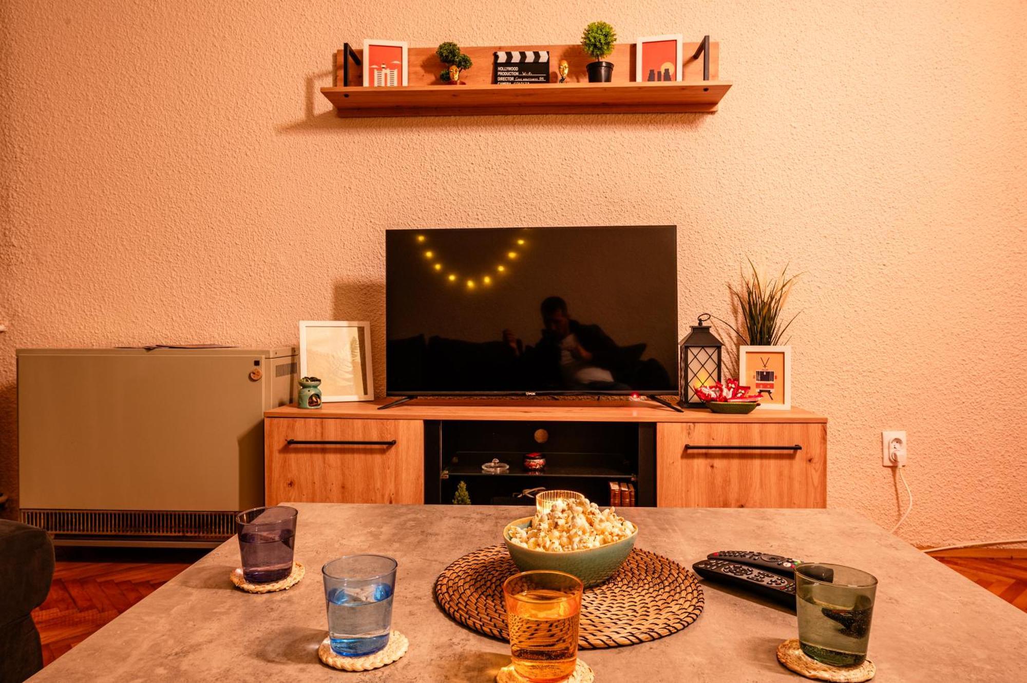 Cozy Apartment In City Center Belgrád Kültér fotó