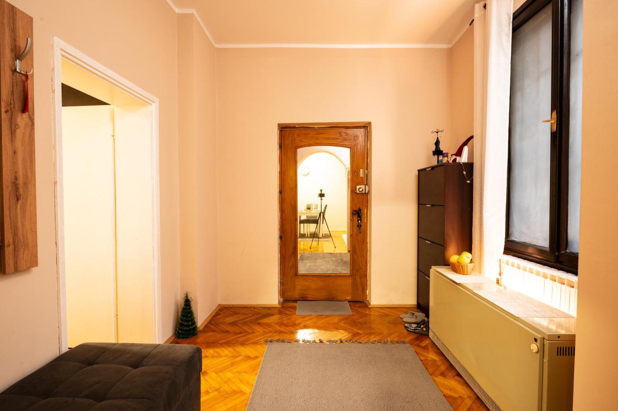 Cozy Apartment In City Center Belgrád Kültér fotó